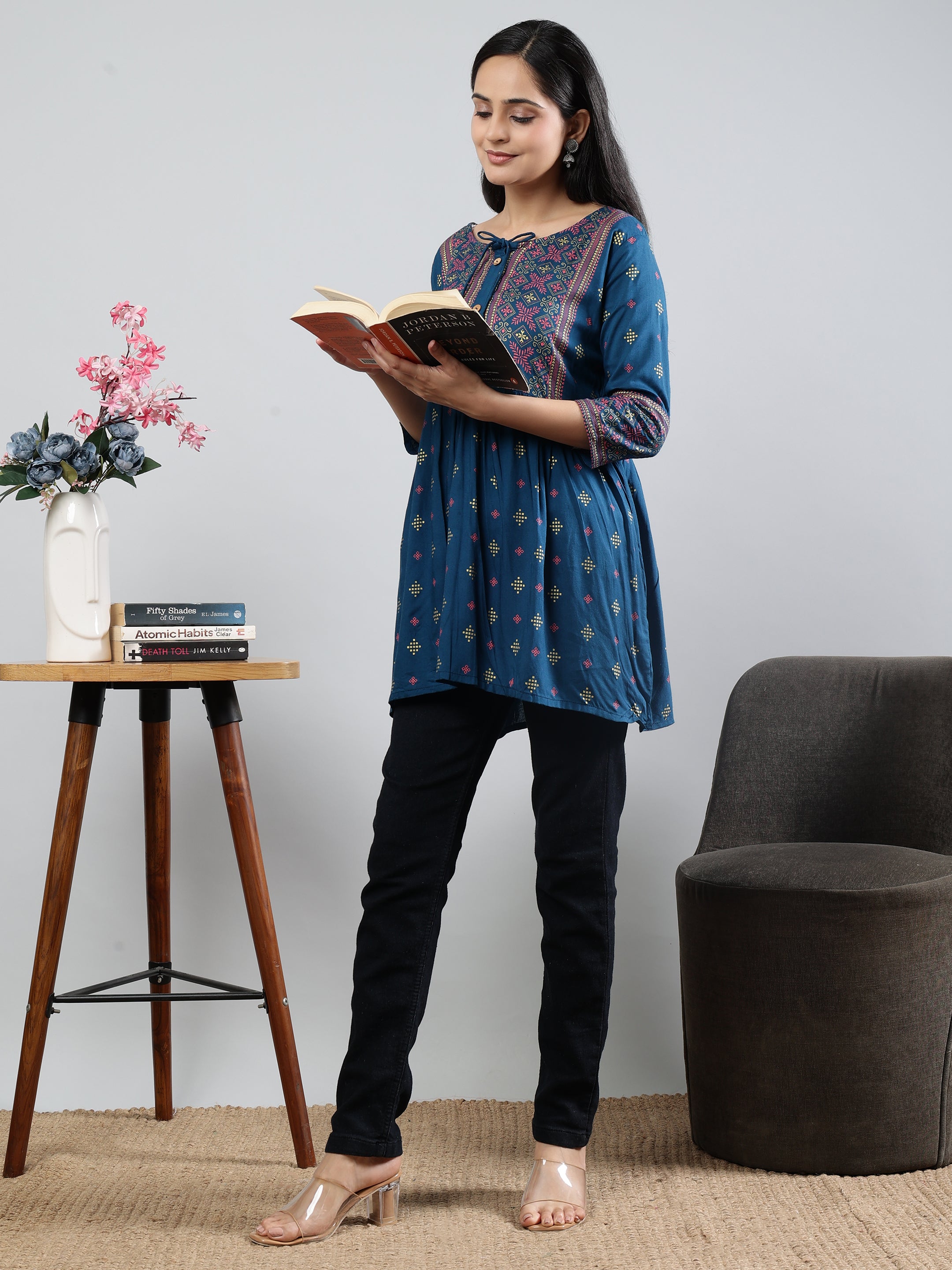 Floral Printed Blue Round Neck Three Quarter Sleeves Top