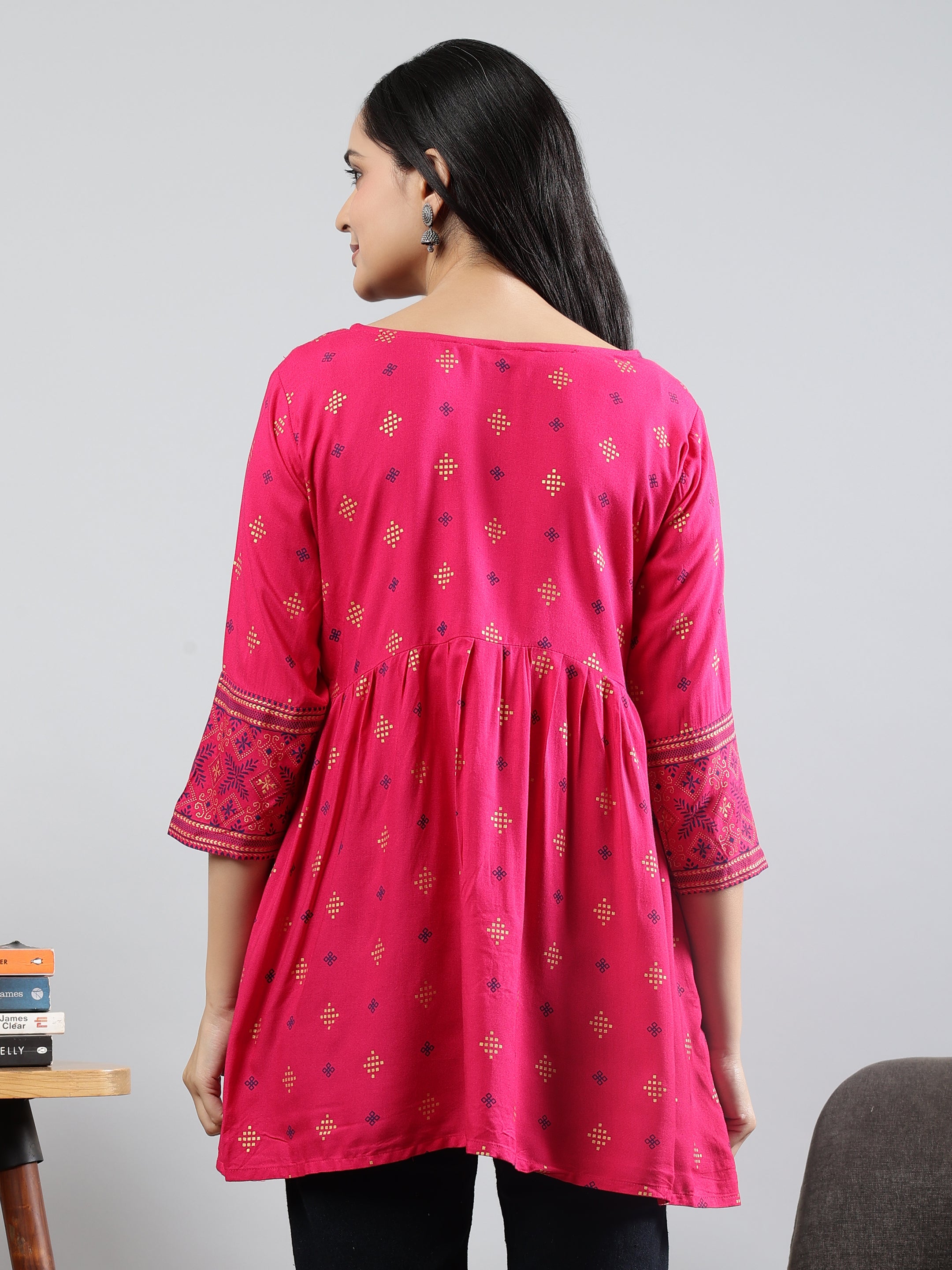 Floral Printed Pink Round Neck Three Quarter Sleeves Top