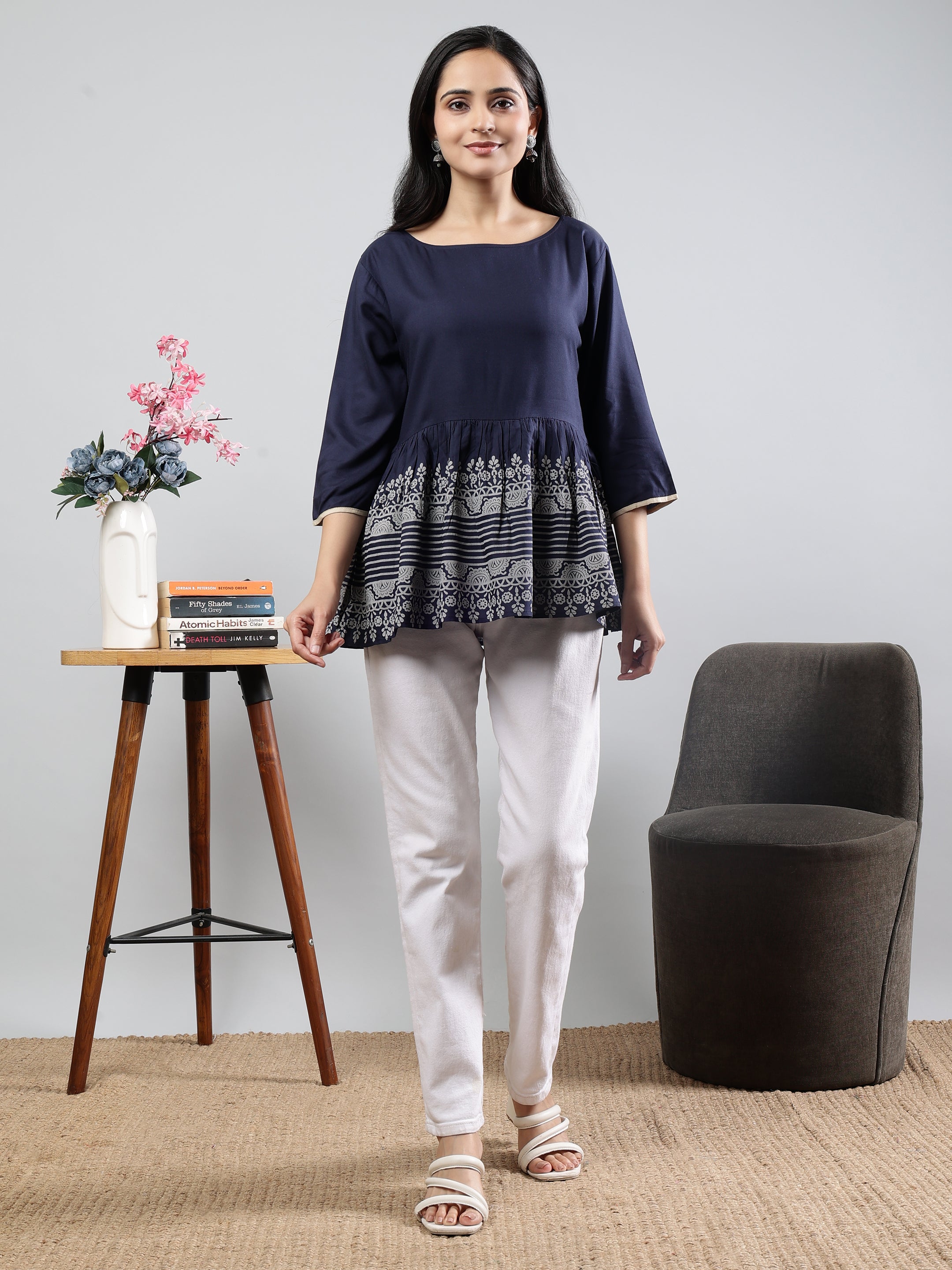 Round Neck Printed three Quarter Sleeves Top