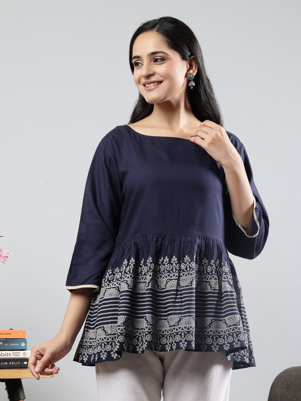 Round Neck Printed three Quarter Sleeves Top