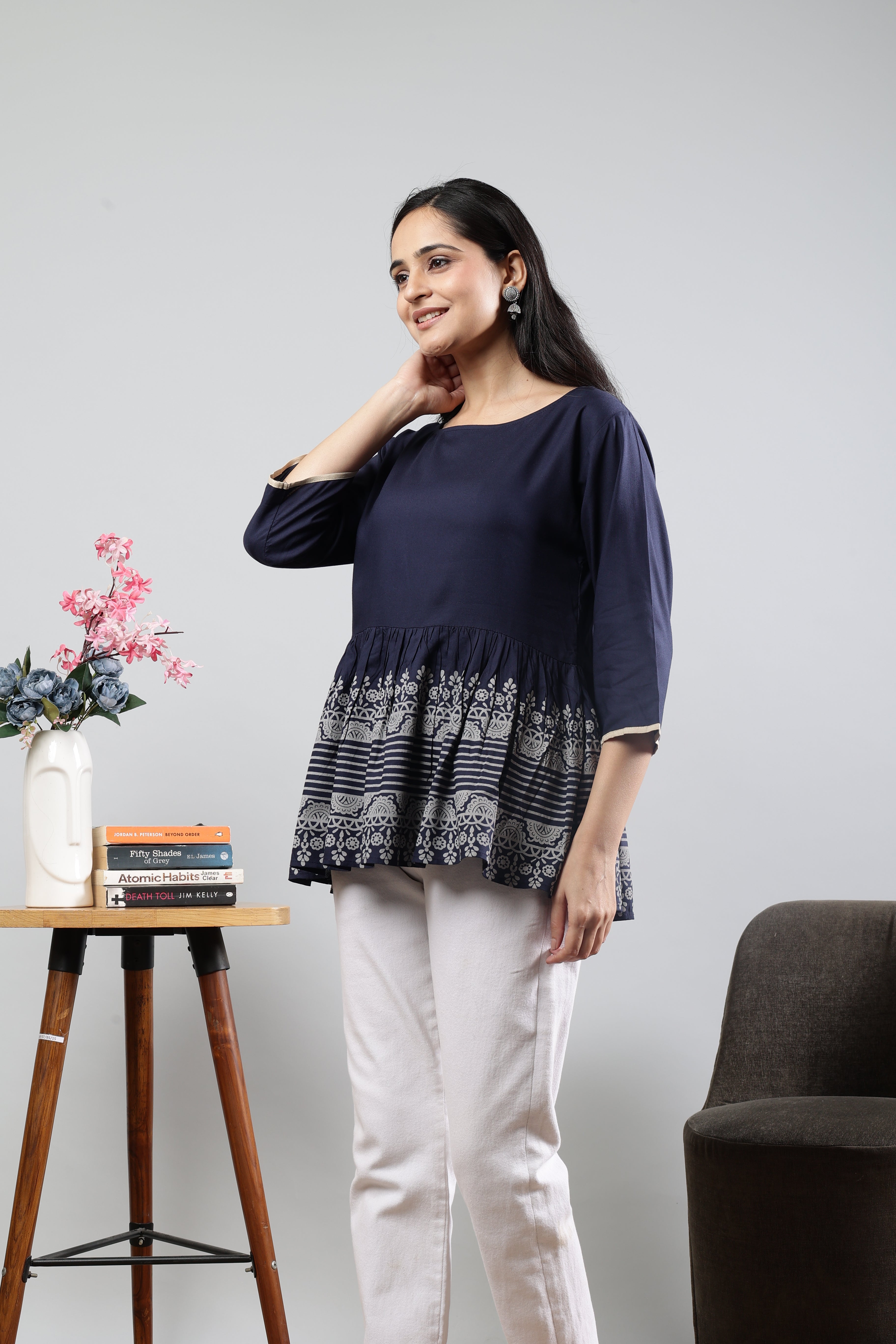 Round Neck Printed three Quarter Sleeves Top