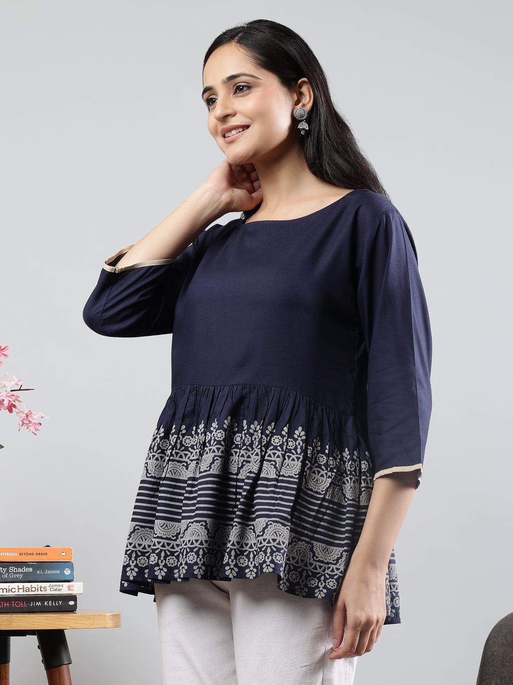 Round Neck Printed three Quarter Sleeves Top