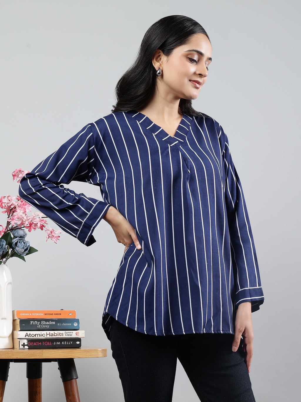 Blue Printed V-Neck Full Sleeve Top