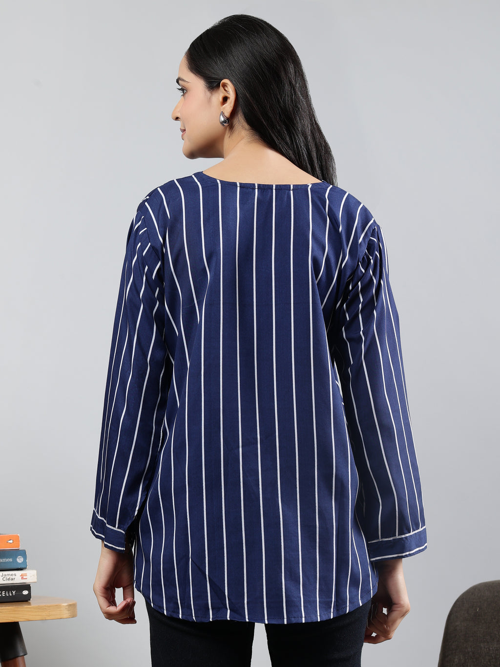 Blue Printed V-Neck Full Sleeve Top