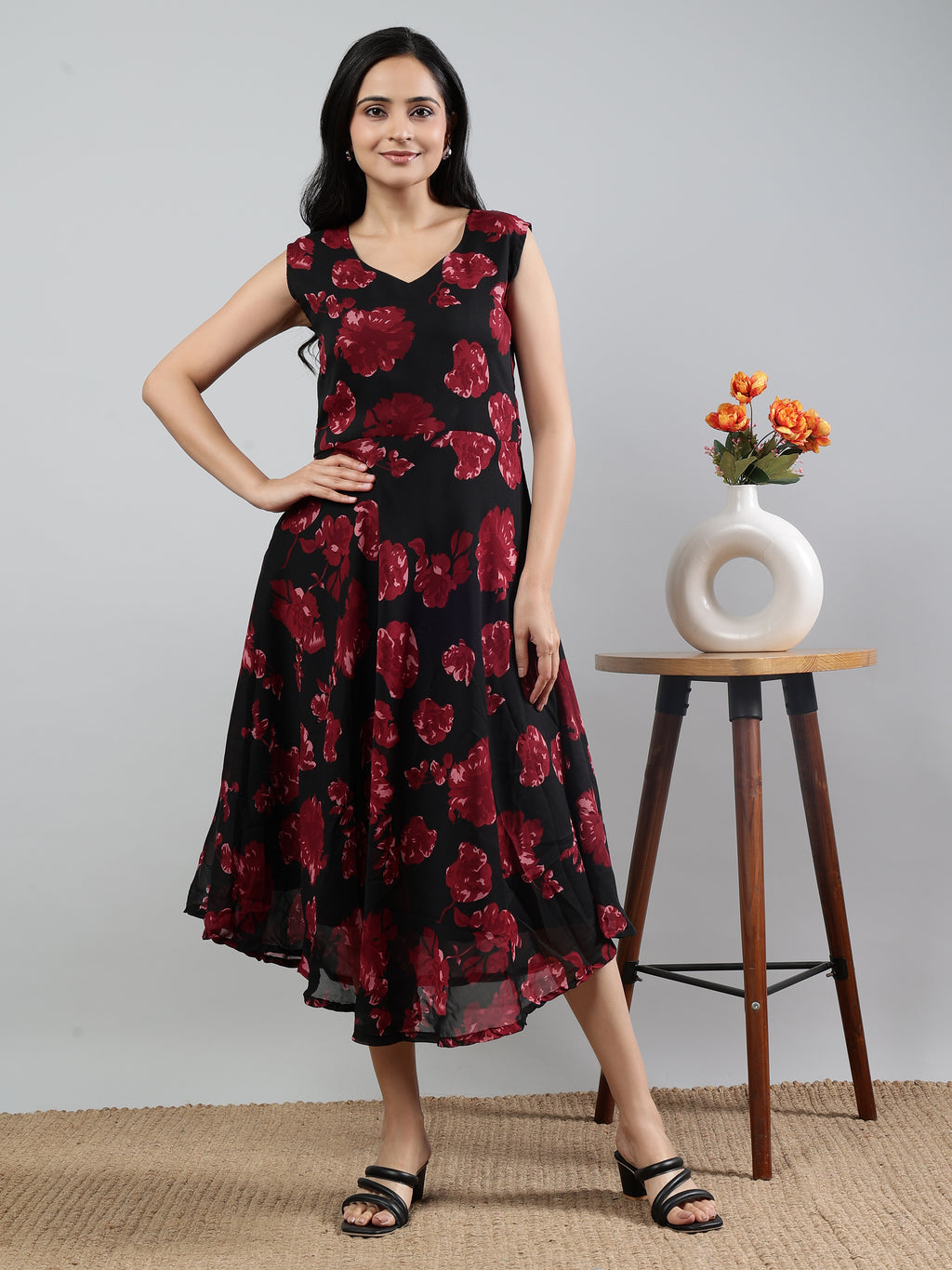 Red Printed V-Neck Sleevless Dress