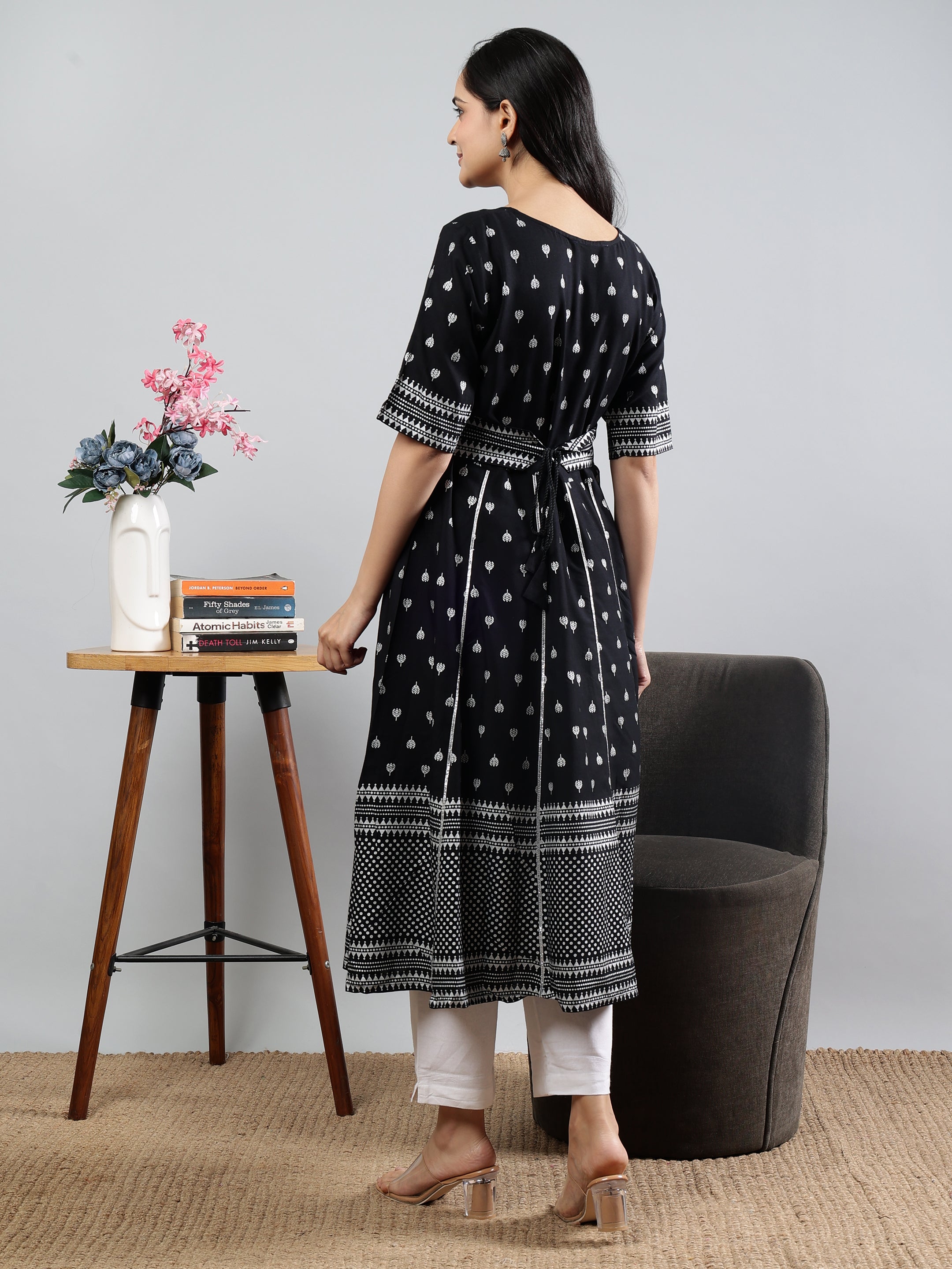 Black Printed Fit and Flare Kurta with Elbow Sleeves