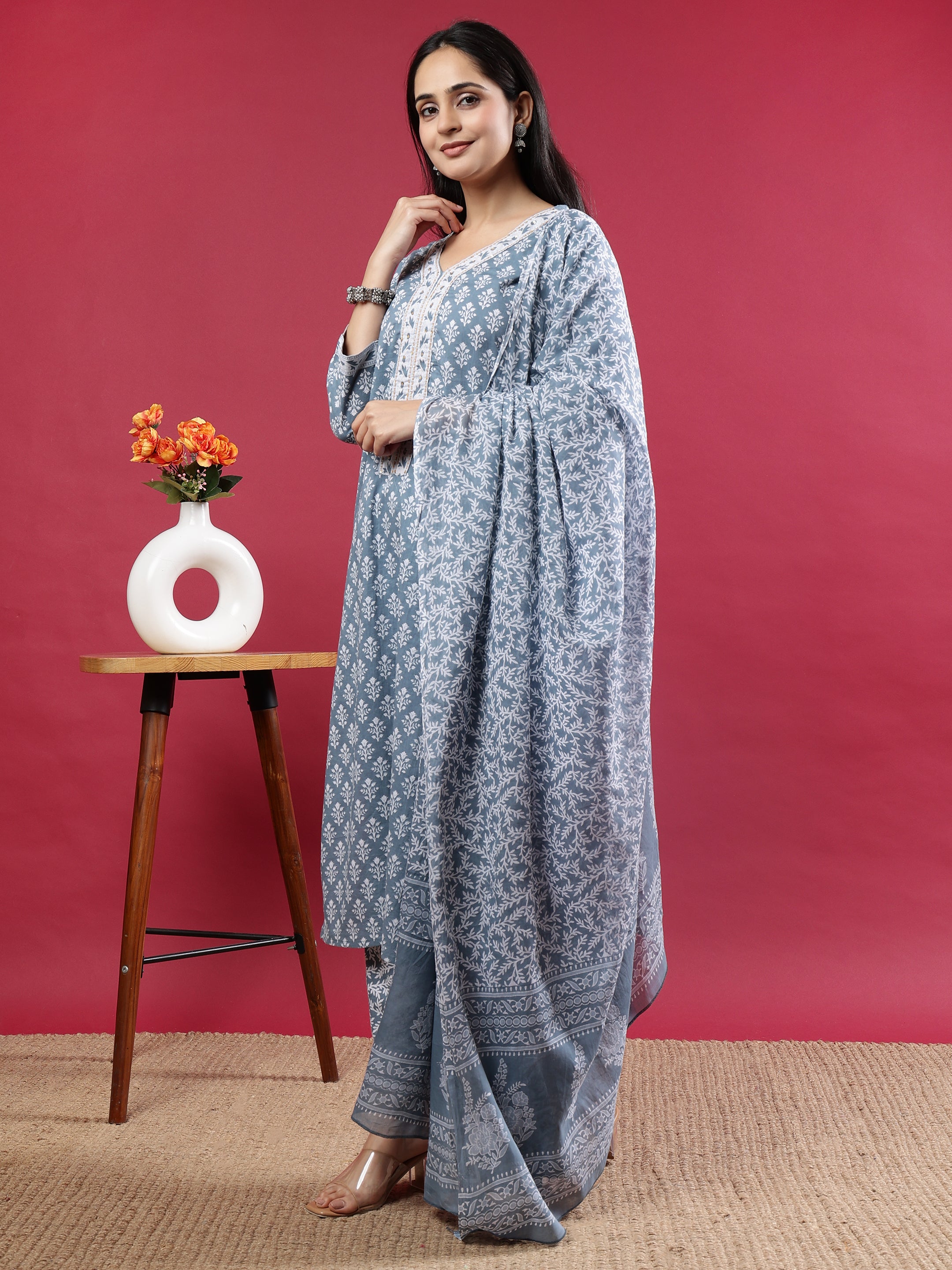 Grey Handblock Print Kurta Set with Dupatta and Pants